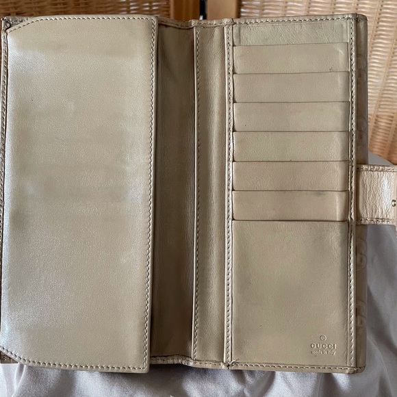 Gucci Beige Guccissima Leather Wallet - Picture 4 of 6